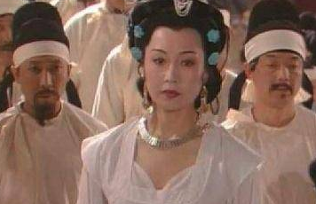 和思皇后是什么结局？她为什么会被活活饿死