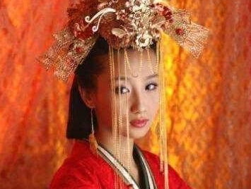 薄皇后的一生是什么样的？无一子嗣最后让人取代