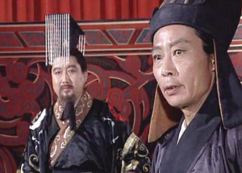 官拜大将军的姜维为什么会害怕一个宦官？原因是什么