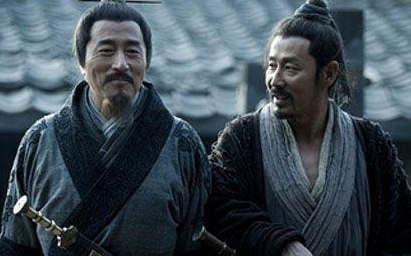 萧何是怎么在刘邦手底下活过来的？