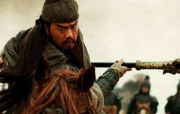 关平有哪些实力？关羽为什么收关平做义子？