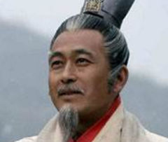 秦国横扫天下期间，哪四个人起了关键作用？