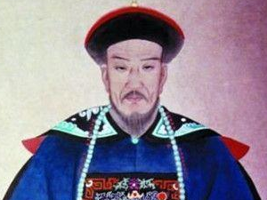 纳兰明珠贪污获死罪后，为何又被免罪还官复原职？