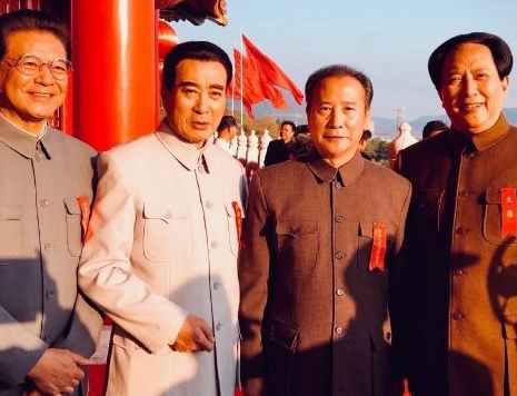 《香山叶正红》该剧围绕什么展开的 唐国强饰演什么角色