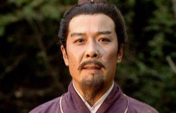 历史上刘备使用的什么武器？真的是雌雄双股剑吗？