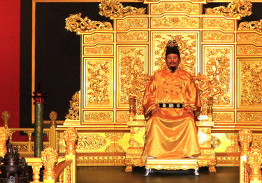 朱元璋最霸气的两首诗，你读过吗？