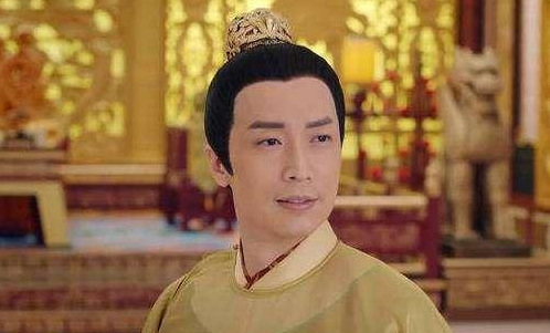 大臣让皇帝给儿子三品官，结果被赐死