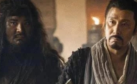 樊哙作为刘邦的同乡与开国功臣，为何晚年却不被刘邦信任？