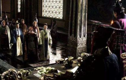 秦朝的官吏制度是怎样的？为何能够高效而廉洁呢？