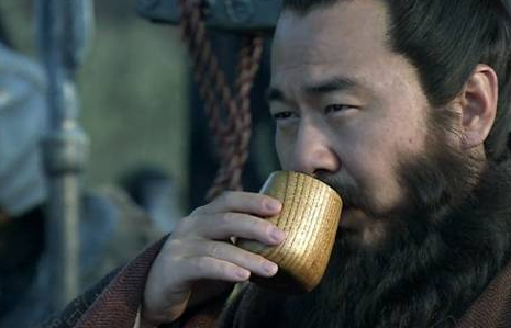 如果没有刘备的话 关羽最后会为曹操效命吗