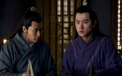 曹操选太子公开征求意见的原因是什么？