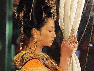 为何会爆发马嵬驿兵变？兵变的目的是什么？