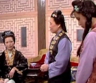 红楼梦中晴雯是什么性格？有着其他丫环所无可比拟的特点