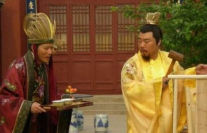 赵祯身为皇帝，为什么会被皇后打了耳光呢？