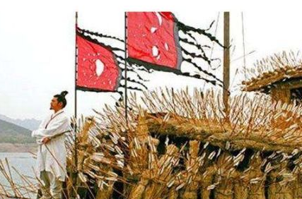 曹操选择用羽箭而不用火箭，有哪些原因？