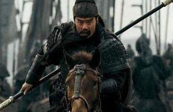 刘备出征为何喜欢带张飞，而不是关羽呢?