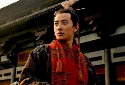 曹丕既然已经得到了皇帝 曹丕为什么没有杀汉献帝