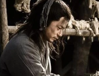 哪三个人、哪三件事改变了韩信的一生？他最后为何会死在吕后手中？