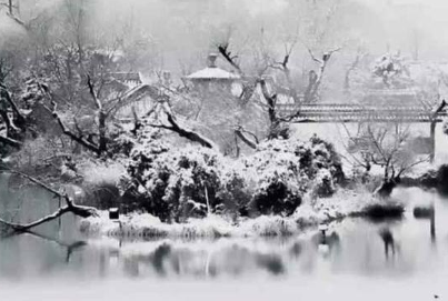 纳兰性德最美的一首词：《菩萨蛮·朔风吹散三更雪》
