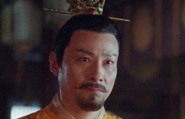 李炎继位后，在政治上进行了哪些改革呢？