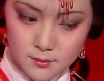 红楼梦中薛宝钗的性格怎么样？贾母会喜欢吗？