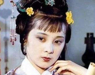 红楼梦中贾惜春选择出家是为何？她经历了什么