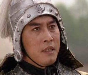 演义中在汜水关迎战华雄的是赵云或者张飞，会是什么结局？