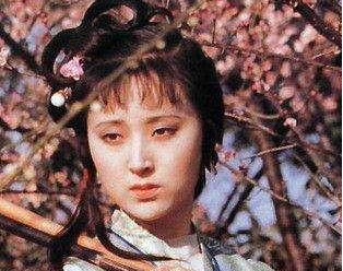 红楼梦中薛宝钗最终赢了林黛玉，靠的到底是什么？