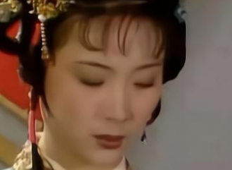 红楼梦中贾赦要娶鸳鸯的原因是什么？