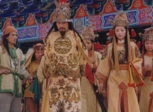 历史上洪秀全在定都南京之后都做了哪些事情？