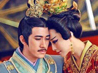 唐高宗为什么要让参政的武则天单独摄政？他是心甘情愿的吗？