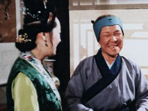 红楼梦中刘姥姥二进荣国府时都有哪些收获？