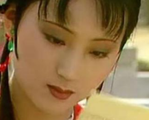 红楼梦中林黛玉在寒冬天气时是如何御寒的？