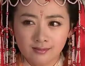 红楼梦中贾元春失宠的背后与王夫人有何关系？