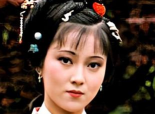 红楼梦中官宦小姐妙玉和穷姑娘邢岫烟之间是何关系？