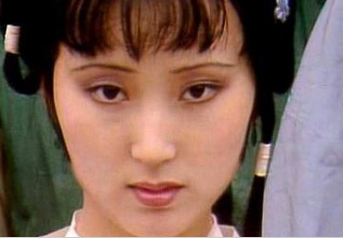 红楼梦中赵姨娘为什么不喜欢林黛玉？因为什么？