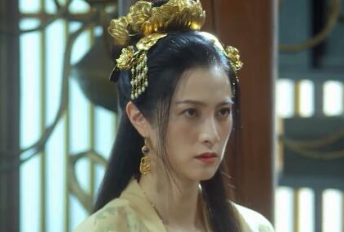 《雪中悍刀行》原著里裴南苇与几个男人有纠葛？