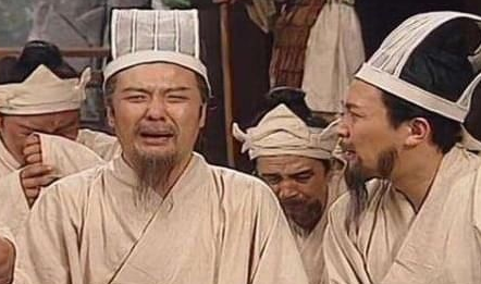 听到关羽被杀，诸葛亮一句话震惊众人