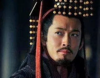 孙权把关羽的头颅送给曹操，曹操为何选择厚葬？