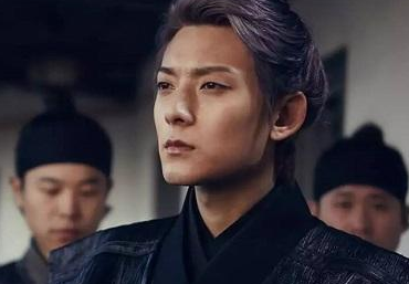 王莽建立的新朝为何只存在15年？灭亡的原因是什么