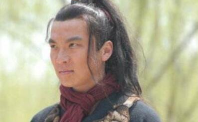 水浒传中阮小二有哪些事迹？他的绰号是什么？