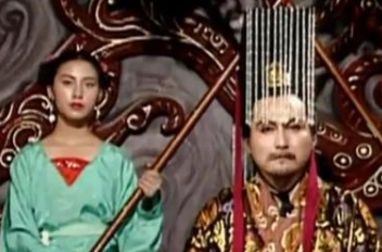 面对曹魏一统三国大好时机，曹操与曹丕为何都会错过