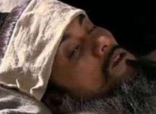 晁盖临死前心中的传位之人是谁？他为何不说？