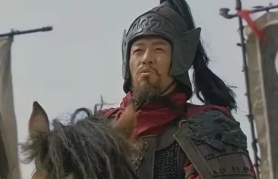 李应的性格如何？他是怎么结识宋江的呢？
