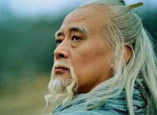 曹操是因为生性多疑才杀了华佗的吗？当时的情况是怎样的？