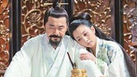 赵光义的皇位是怎么来的 是赵匡胤自愿让位的吗