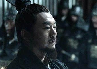 被称为谋主的荀攸，都为曹操出过哪些谋划？