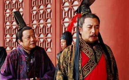 秦亡之际他拥兵四十万，最后自称帝王活了一百多岁