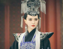 北魏冯太后执政期间，有哪些贡献？