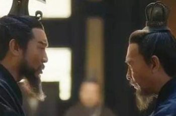 陶谦送给刘备的兵力有多少？他为何要这么做